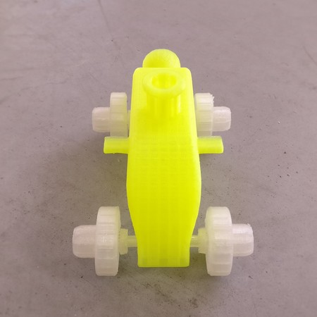 Balloon accelerated toy car